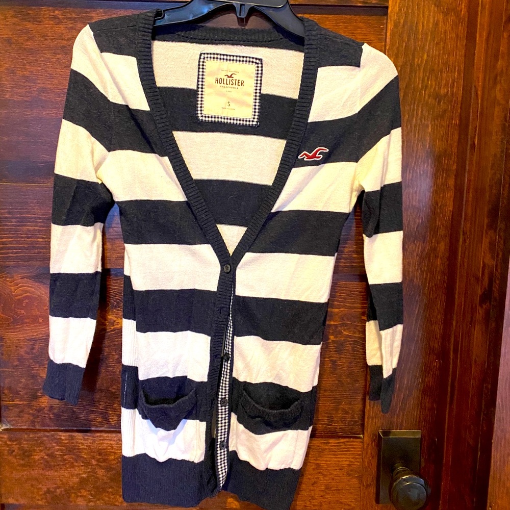 Hollister Navy & White Sweater